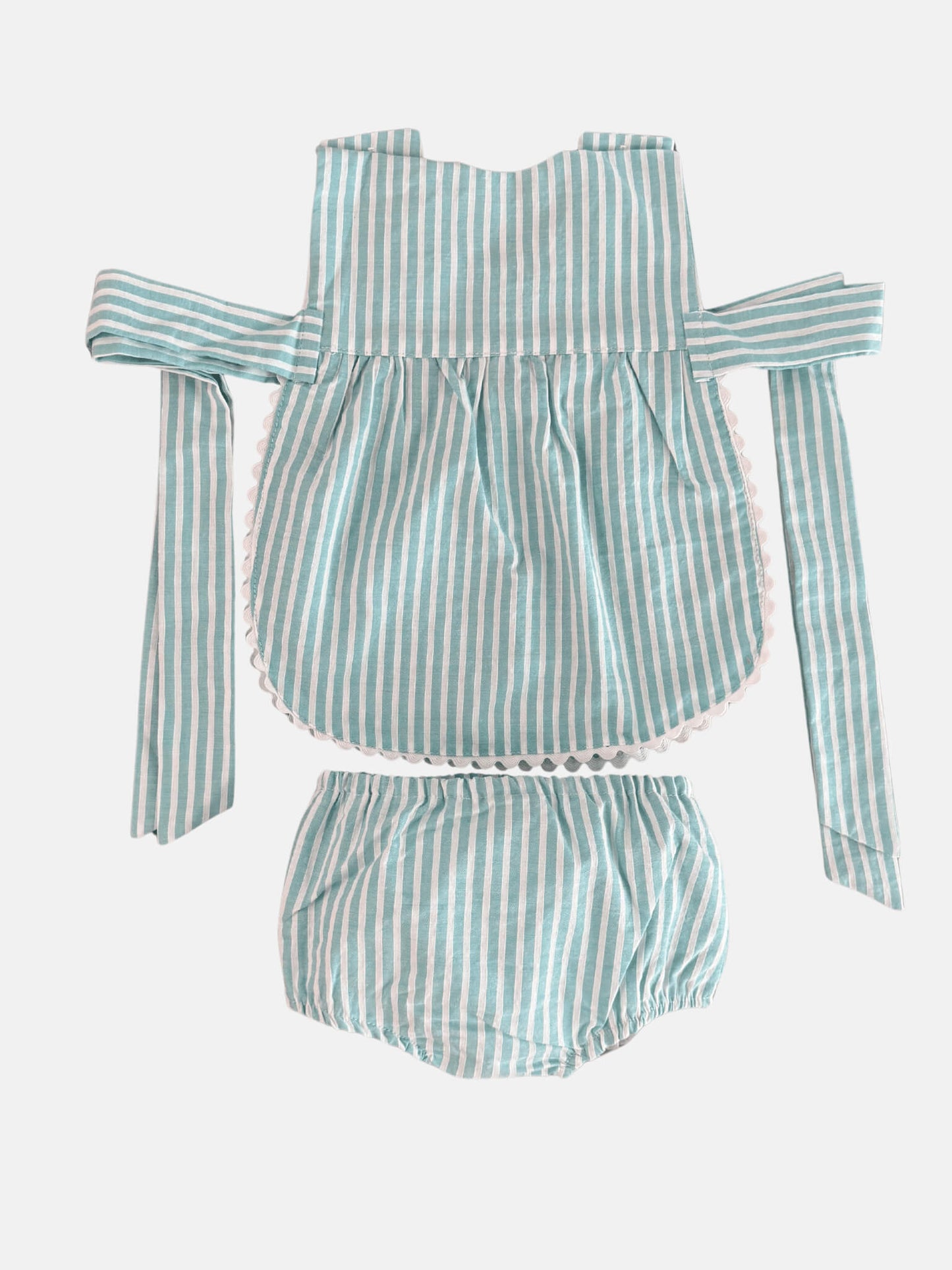 Set Madrid in Classic Green Stripes