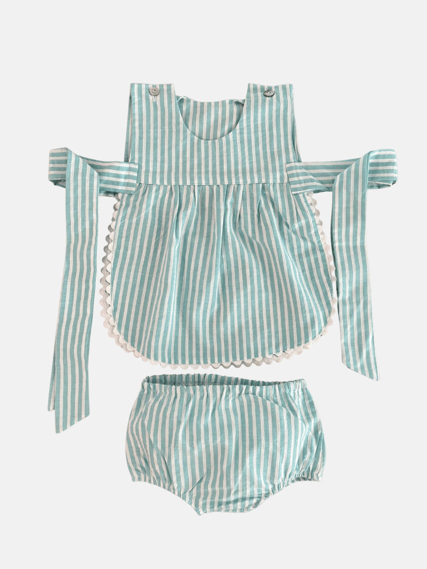 Set Madrid in Classic Green Stripes