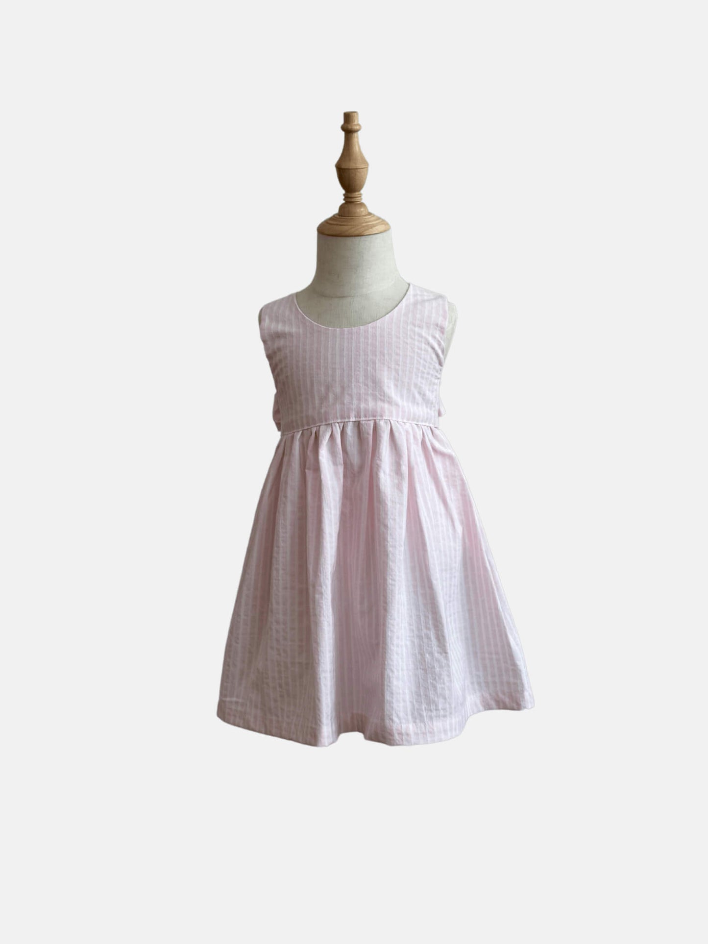 Dress Castellana in Classic Pink Stripes